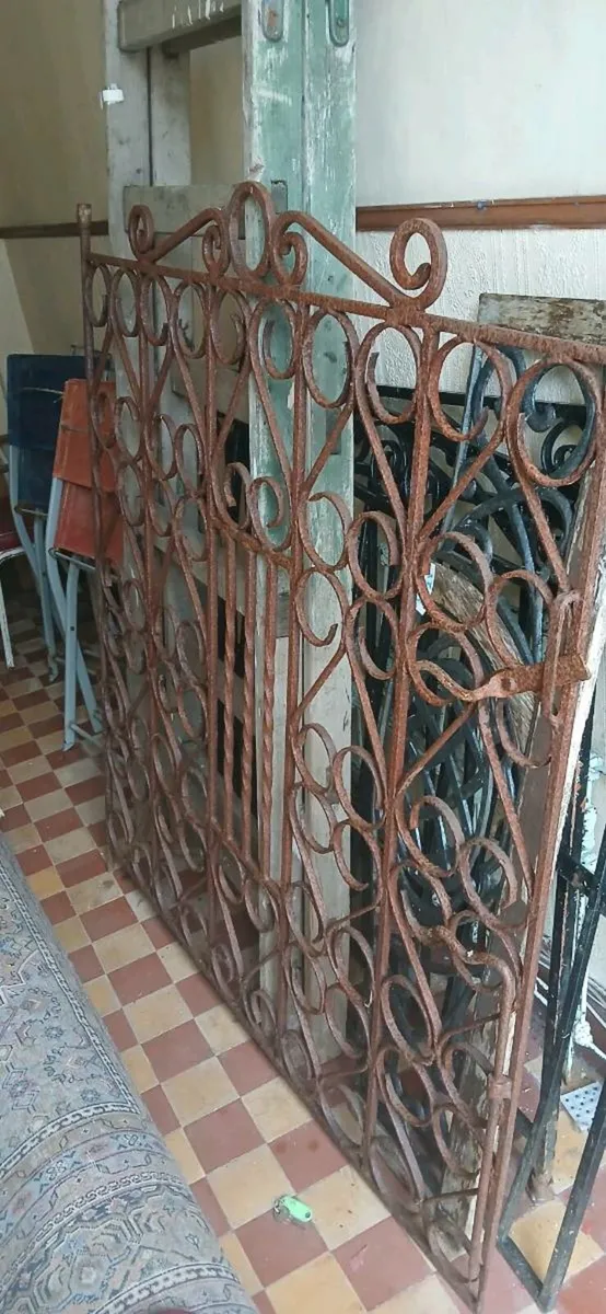 Wrought iron 4ft gate - Image 2