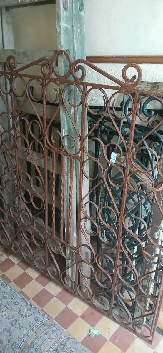 Wrought iron 4ft gate - Image 3