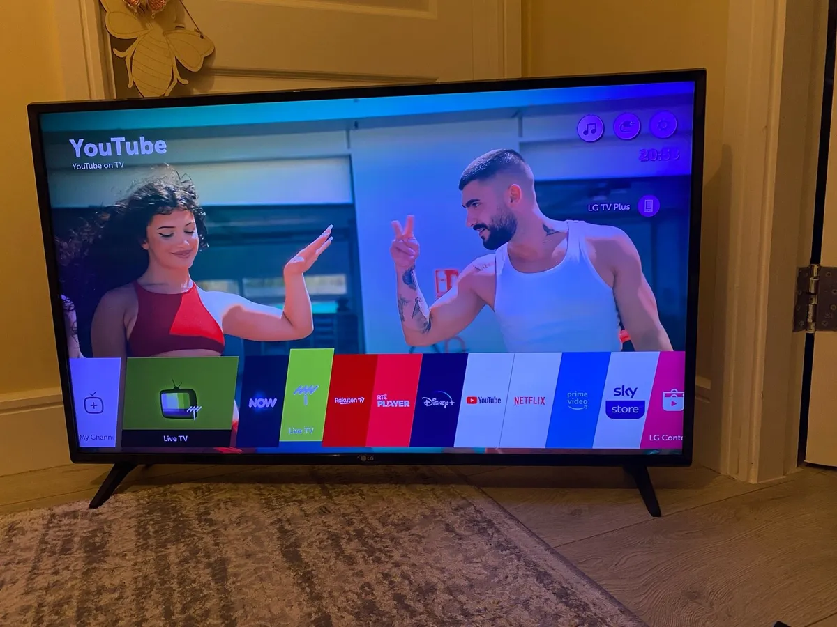 Lg 4K Smart 43 inch Netflix YouTube Disney - Image 1