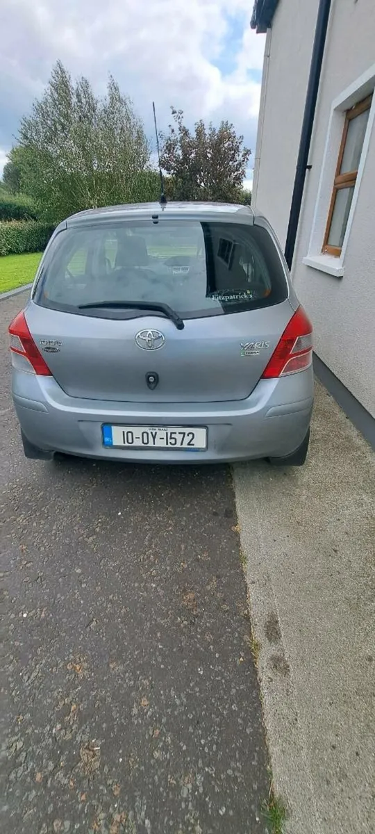 Toyota Yaris - Image 2