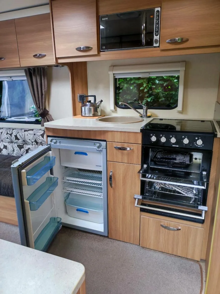 Swift Alpine 2 Berth Caravan - Image 3