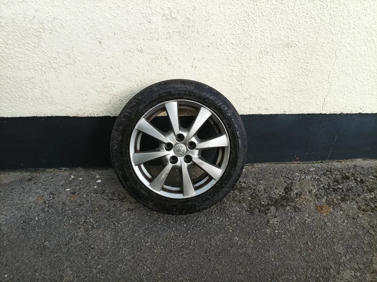 Spare alloy wheel for Toyota Avensis 2011-2019 R17 - Image 1