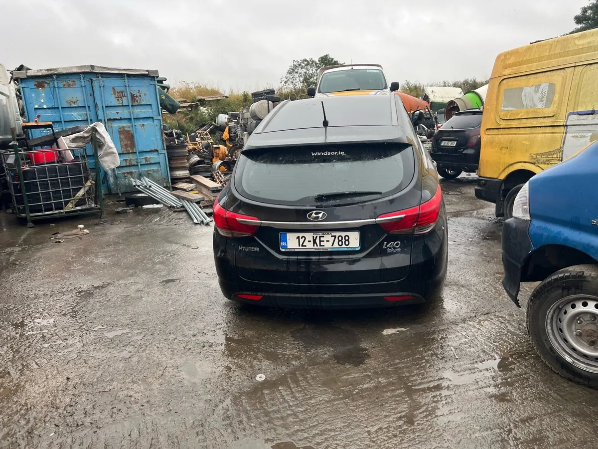Hyundai i40 2012 - Image 2