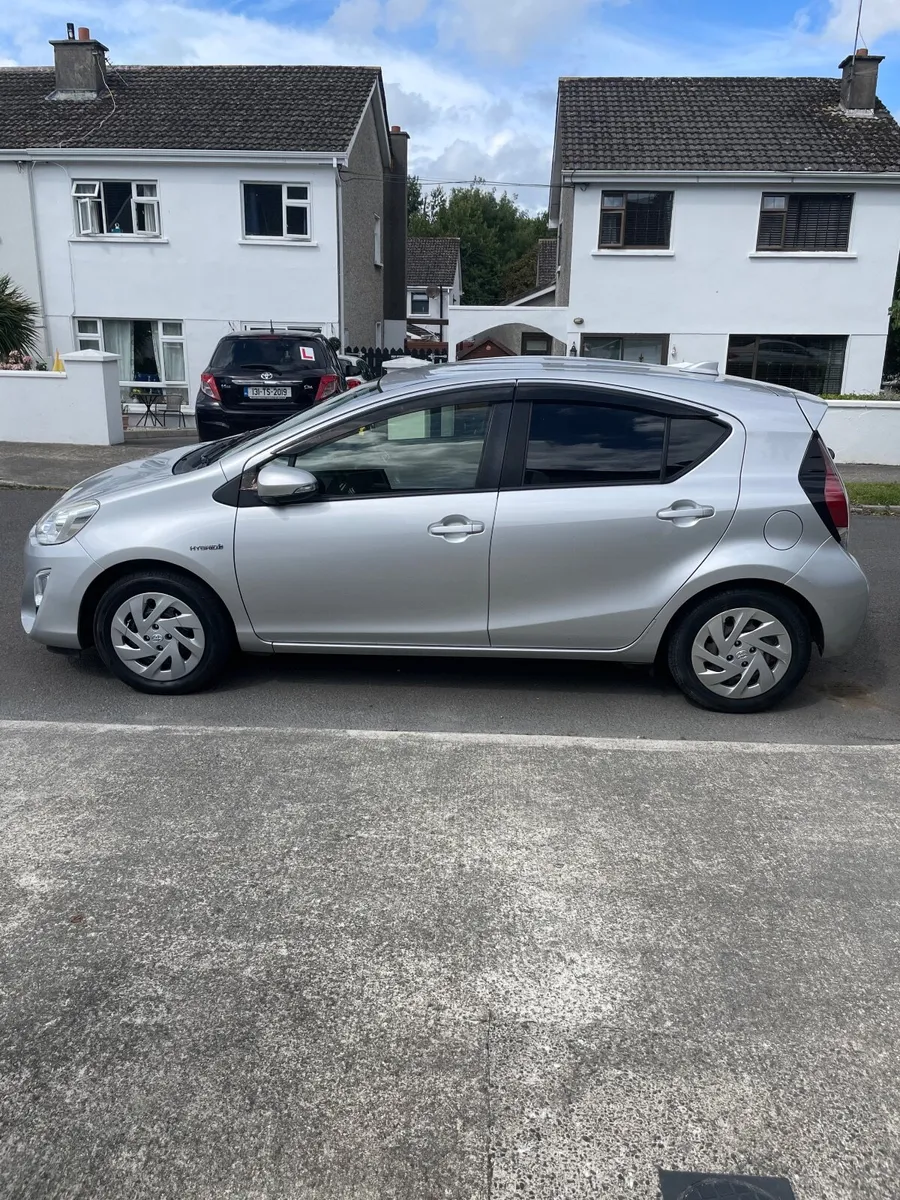Toyota Aqua 2016 - Image 1