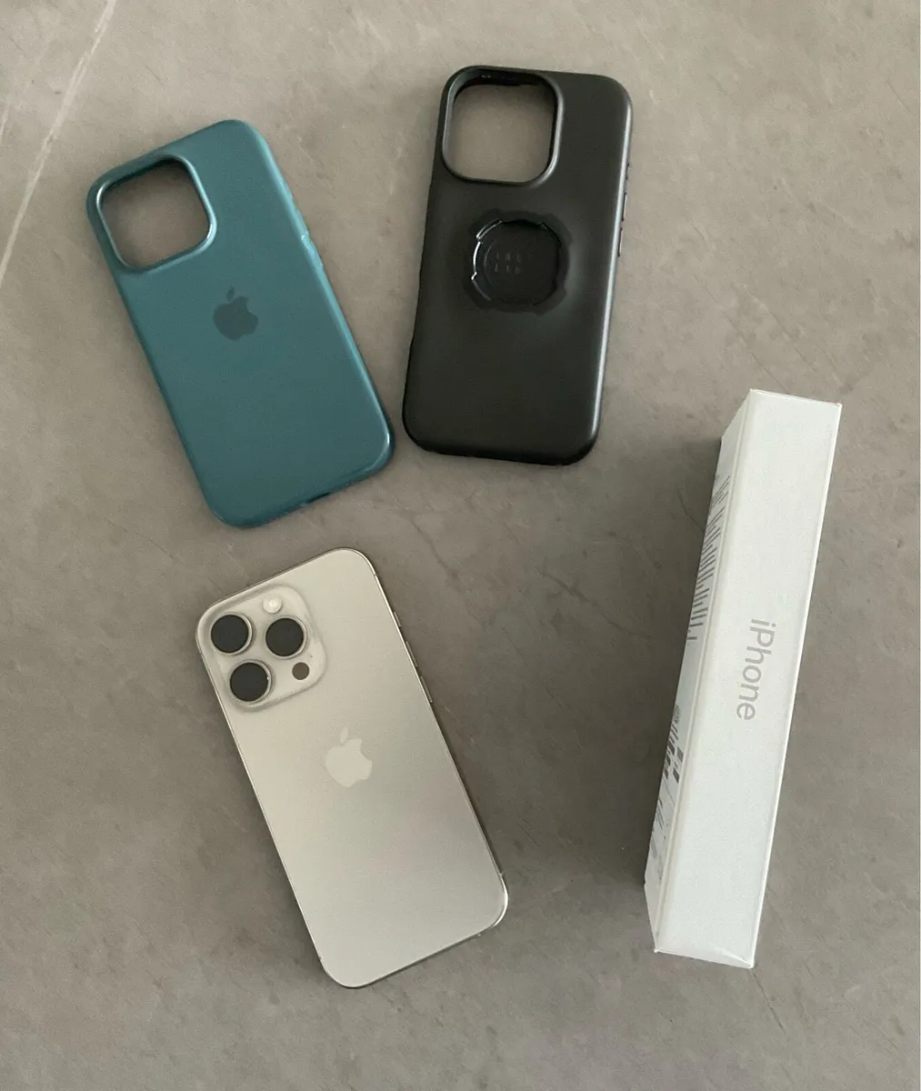 iPhone 16 Pro - 256GB - Image 3
