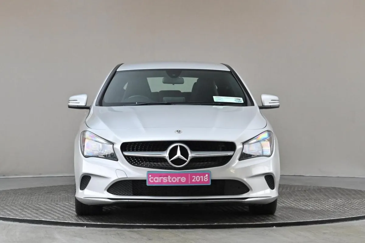 Mercedes-Benz CLA CLA 180 1.5d Urban  full Leathe - Image 2