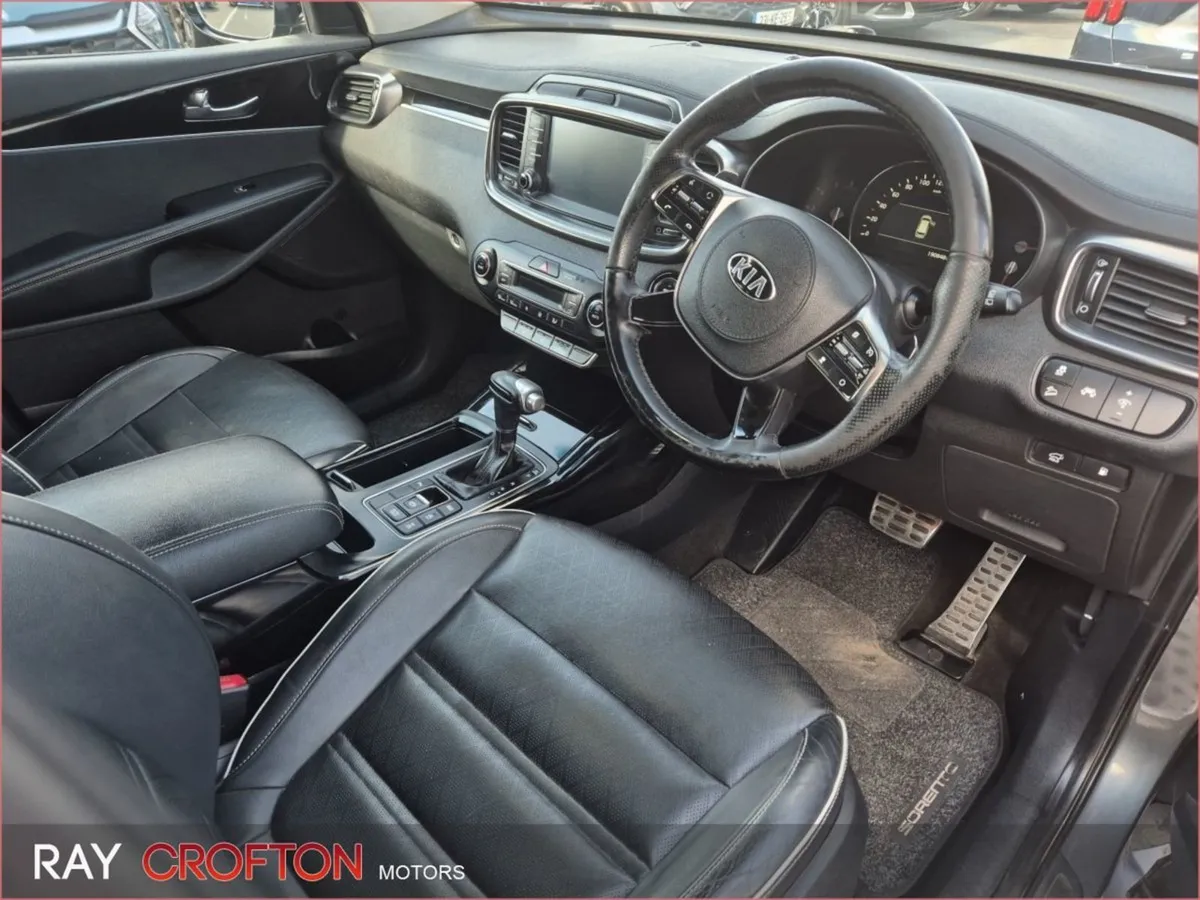 Kia Sorento 2.2 GT Line 4x4 A/T - Image 2