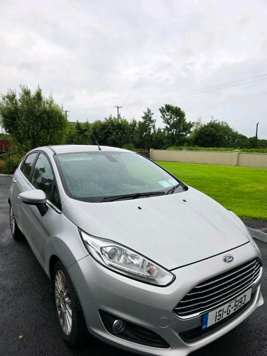 Car - Image 1