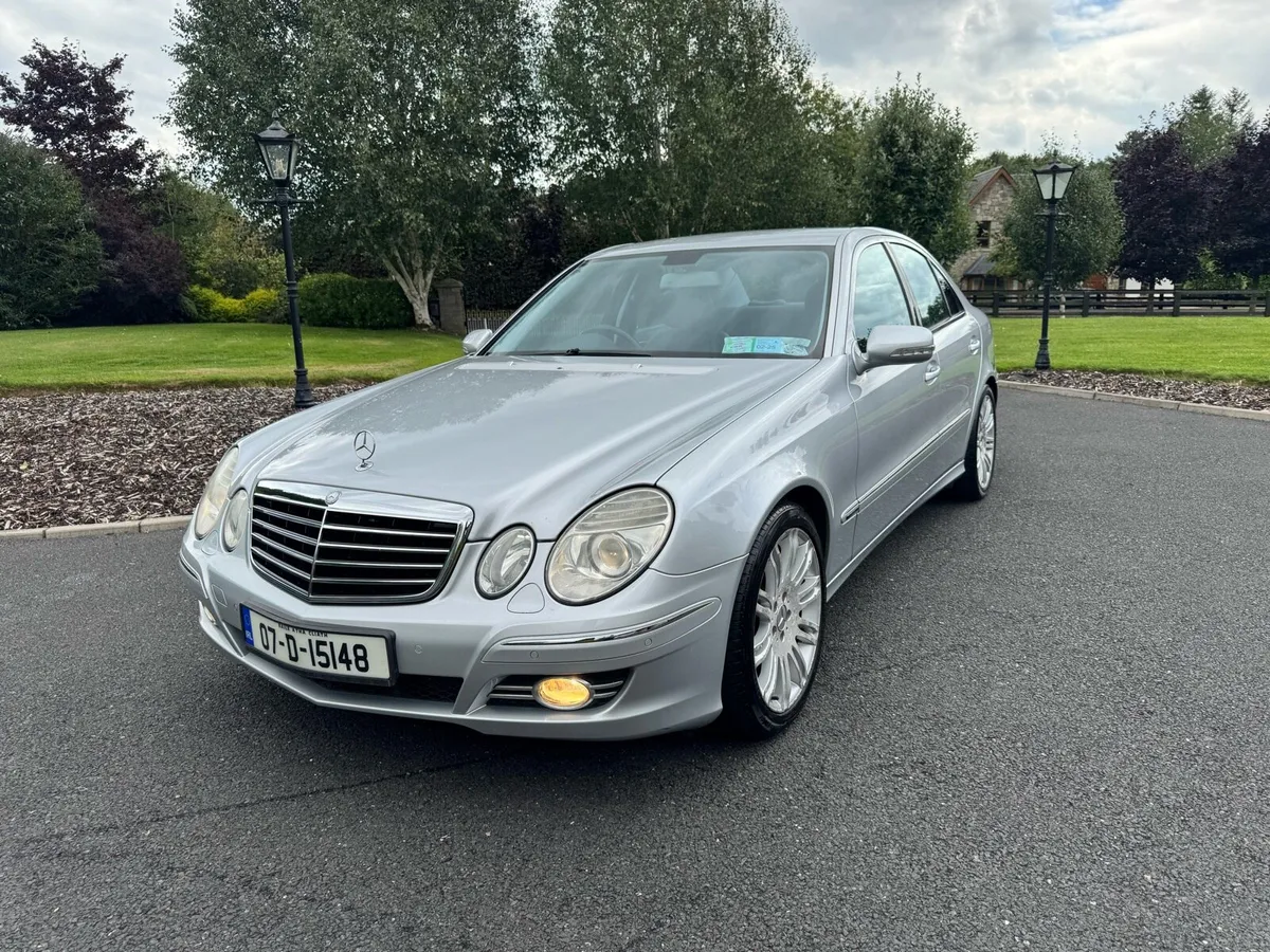 Mercedes E200 K 1.8  Auto Avantgarde - Image 1