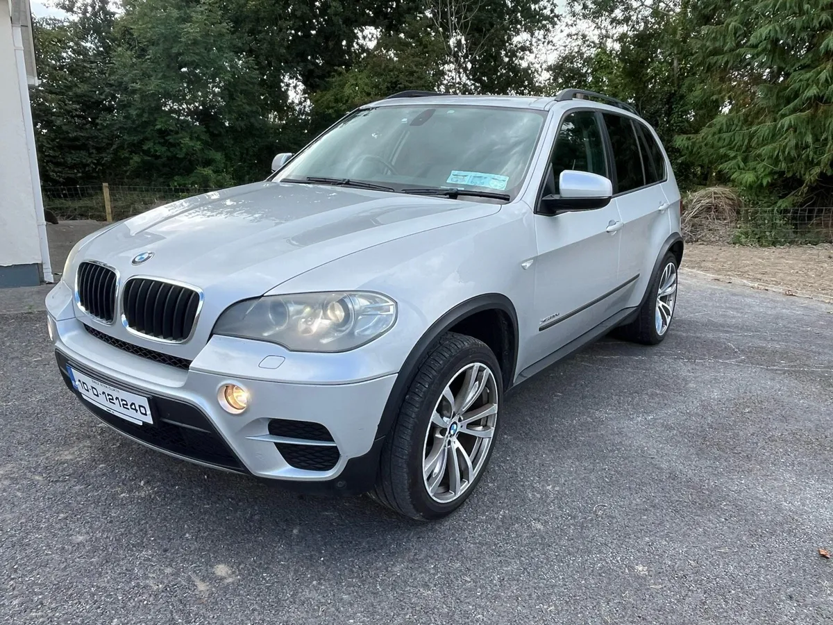 2010 bmw x5 crewcab - Image 2