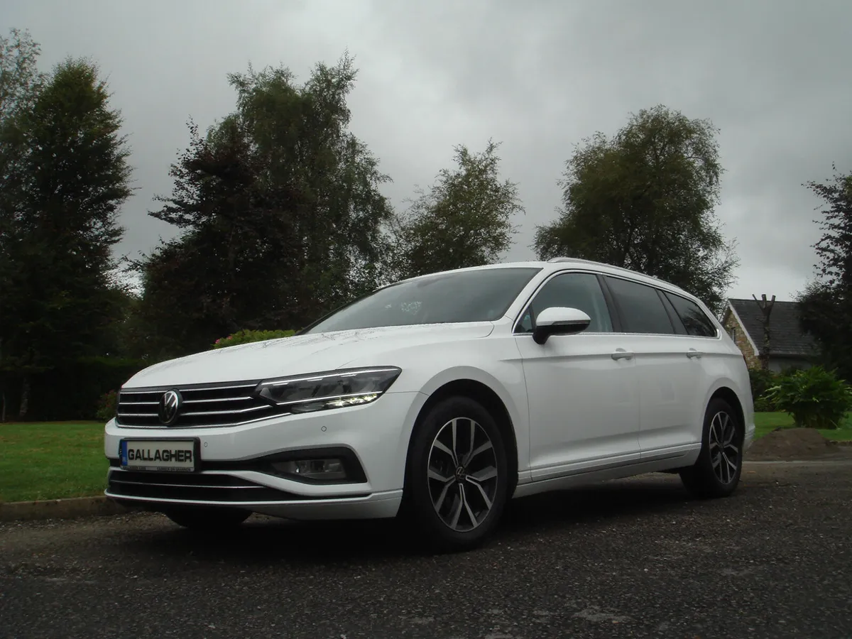 22 Passat Estate SEL 2.0TDI 150BHP EvoSCR €200Tax - Image 1