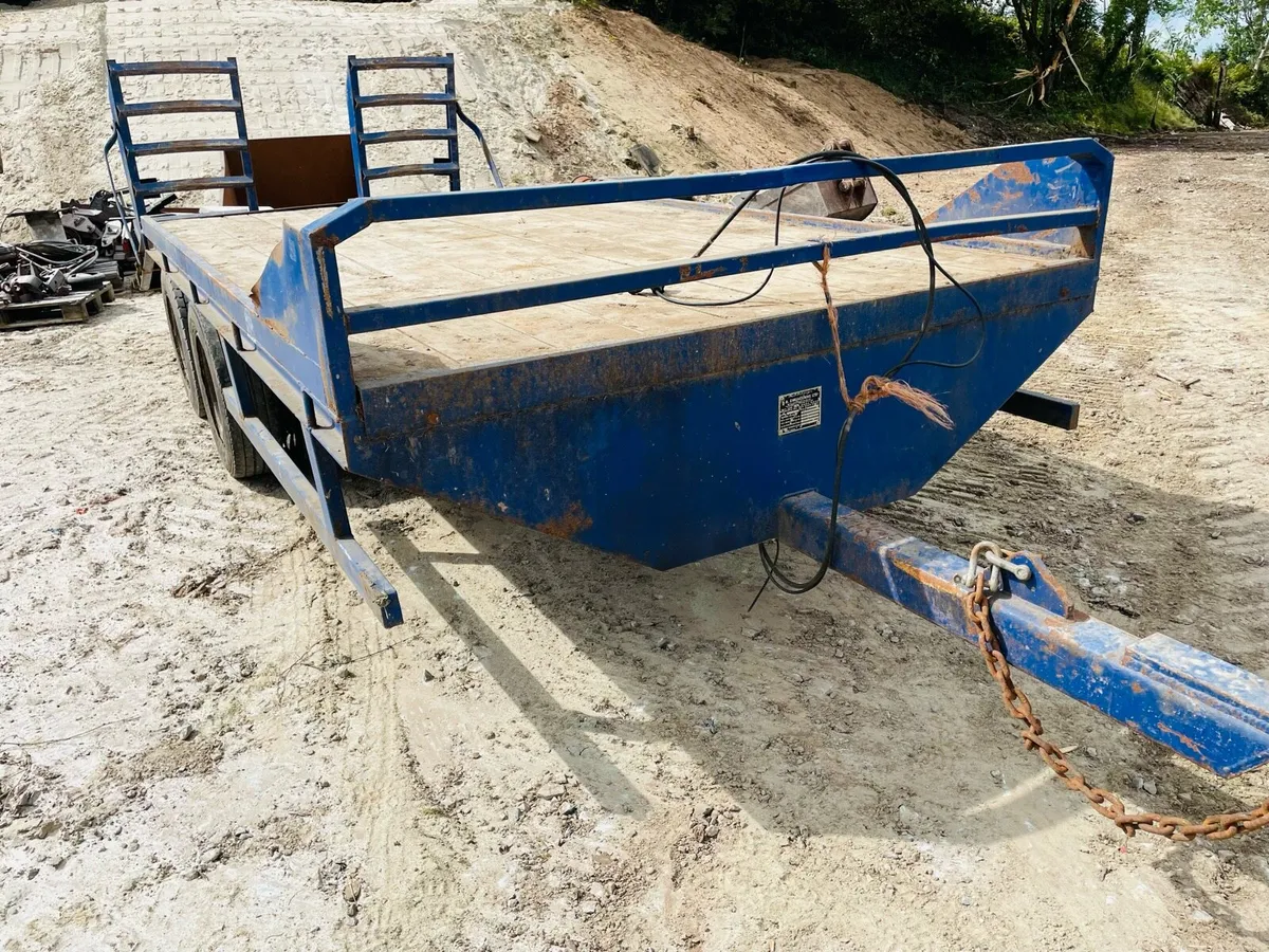 Low loader - Image 1