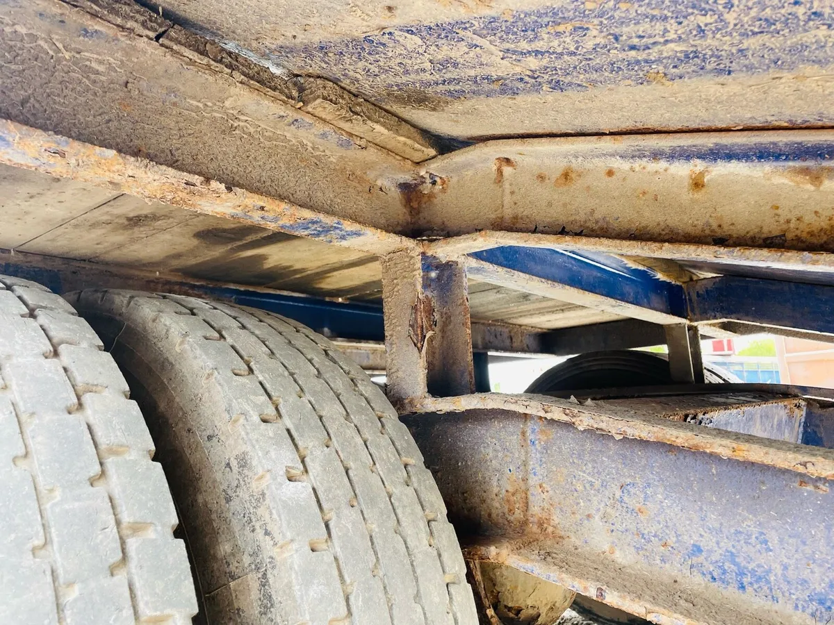 Low loader - Image 4
