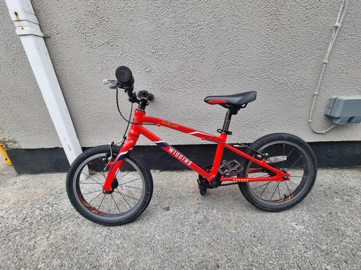Child's Bike - Image 1