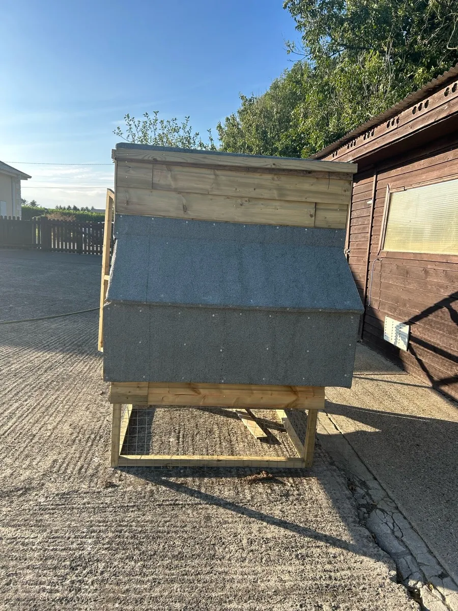 Chicken Coop - Image 4