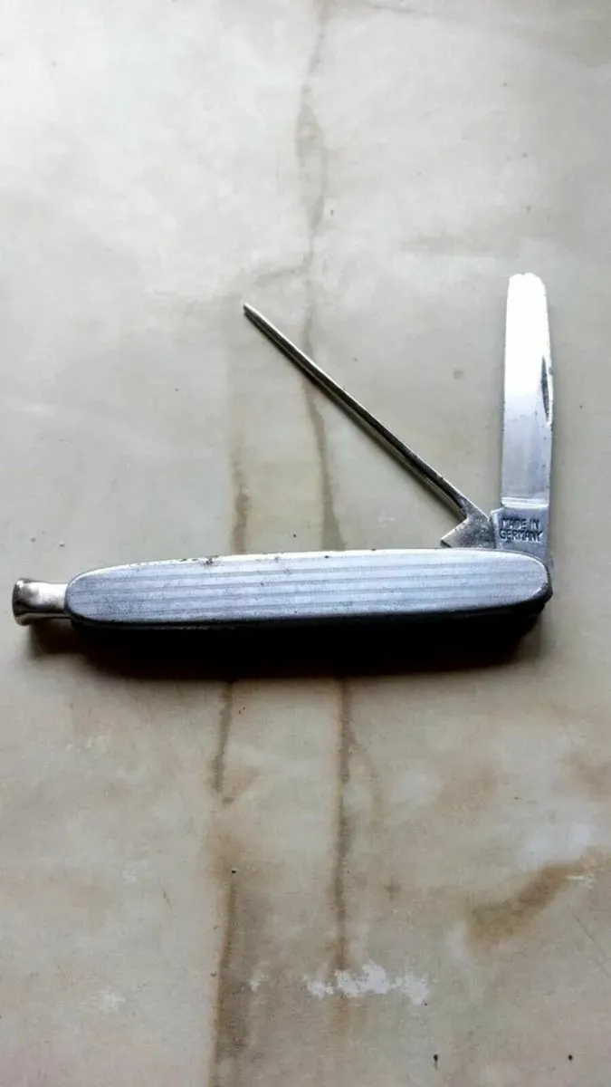 Vintage 1960's smoker's Penknife
