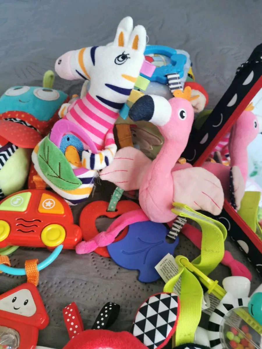 Toys - Image 2