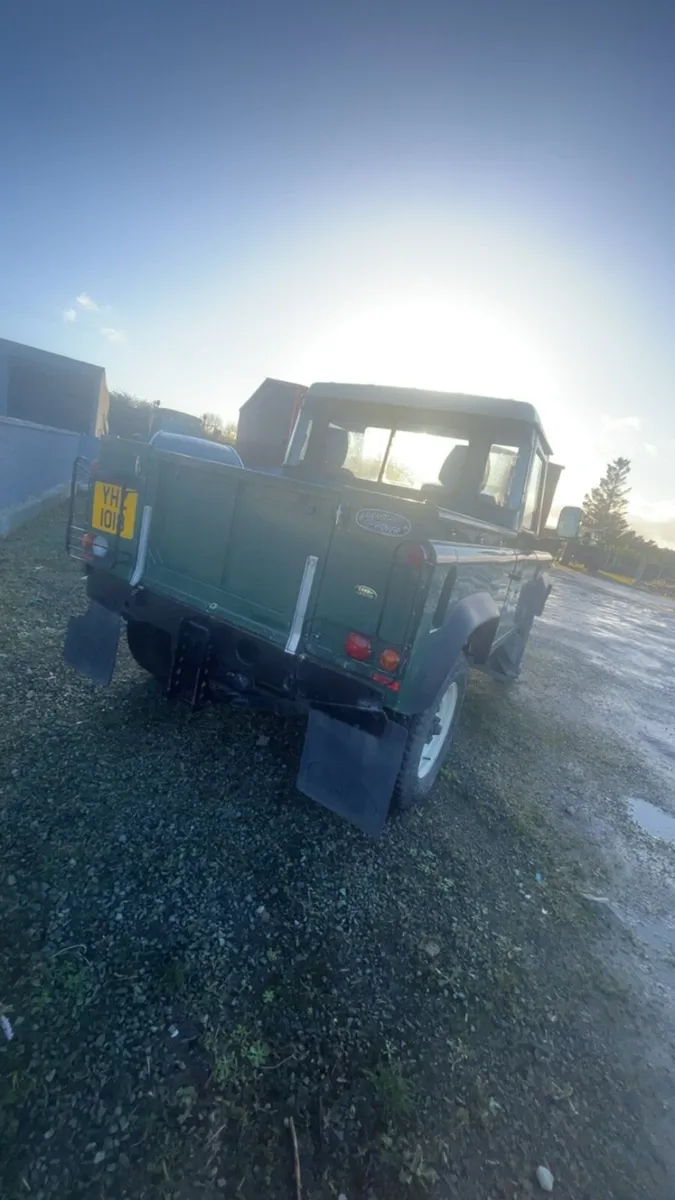 Land Rover defender - Image 2