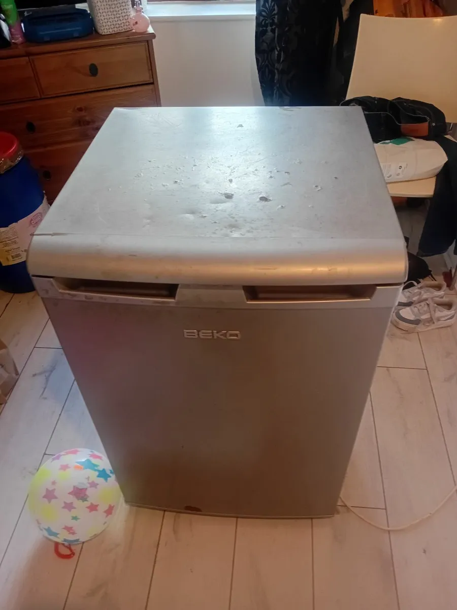 Fridge freezer - Image 2