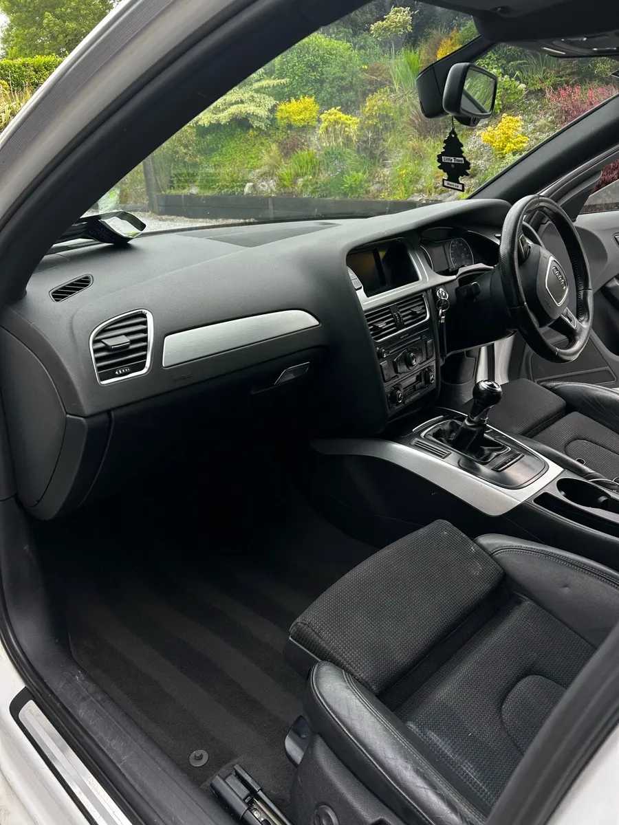 Audi a4 sline - Image 2