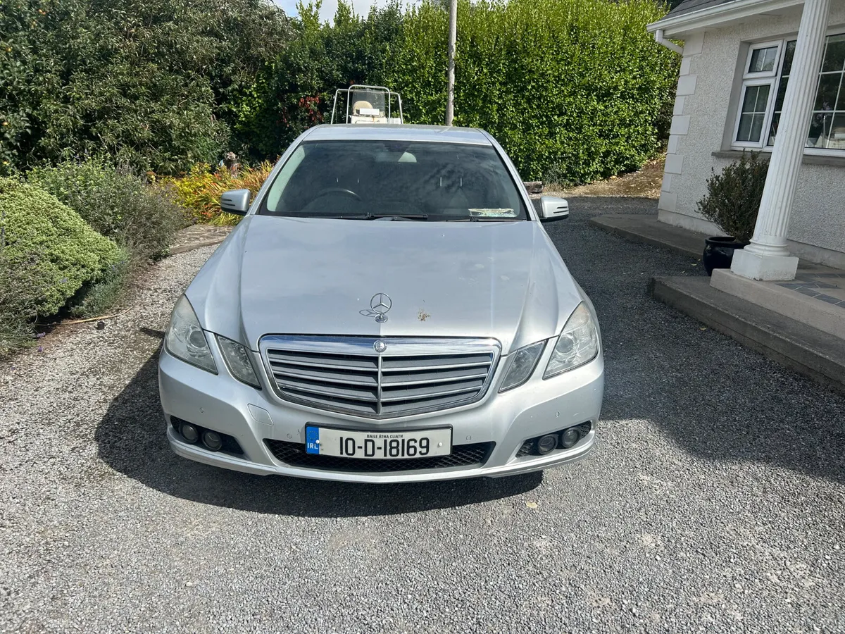 Mercedes-Benz E-Class Dsl, Low Tax,2010 - Image 1
