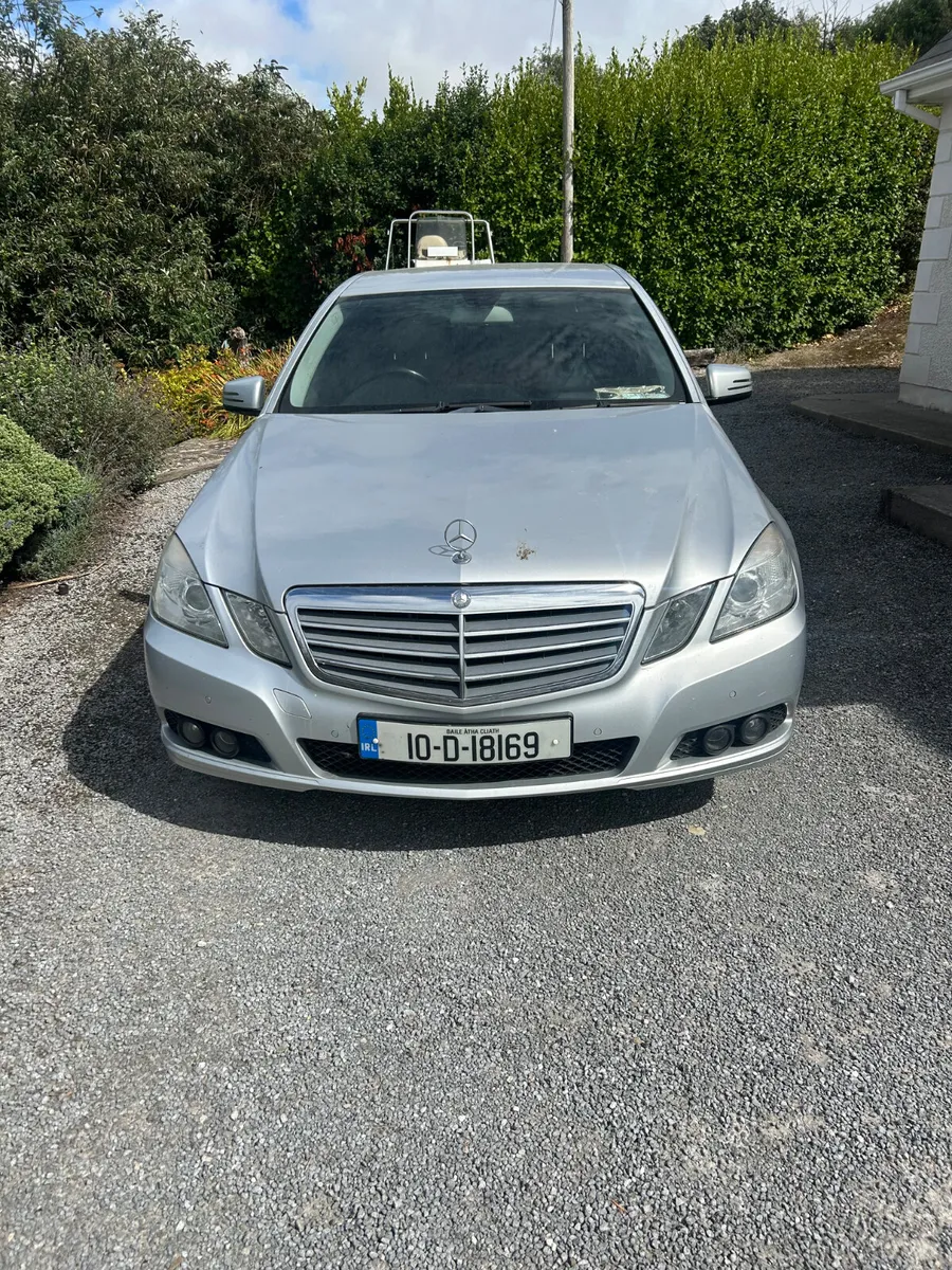 Mercedes-Benz E-Class Dsl, Low Tax,2010 - Image 2