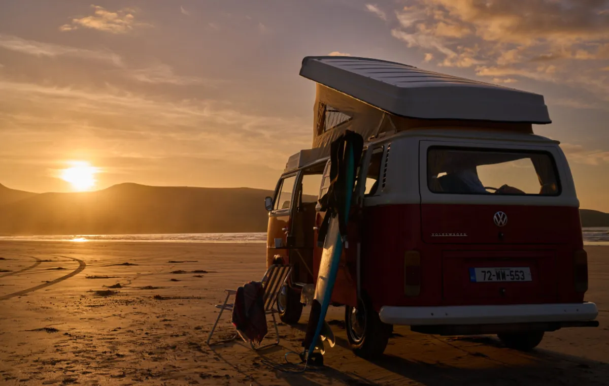 Volkswagen Kombi 1972 (T2 Exceptional Condition) - Image 4
