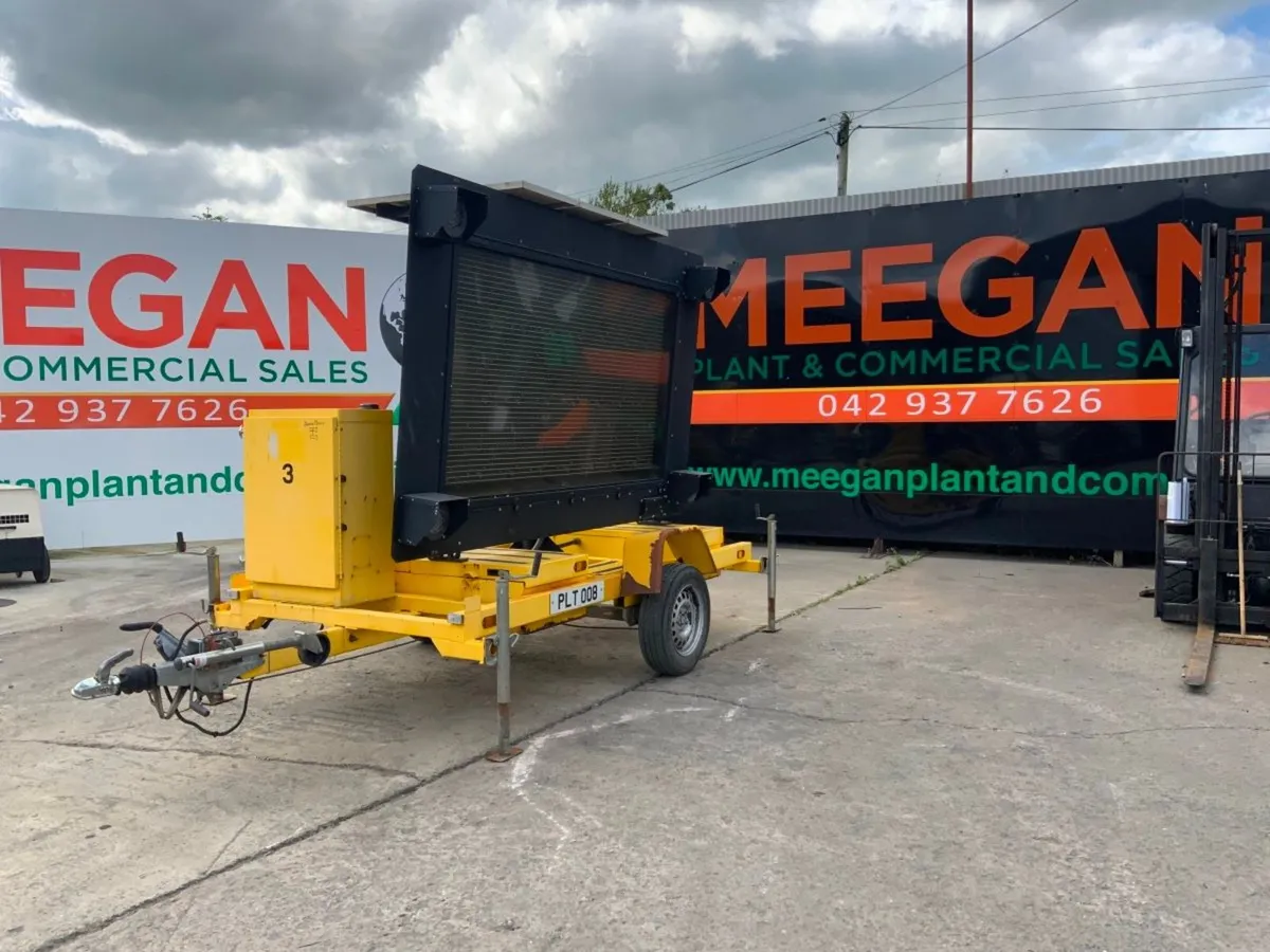 LED DISPLAY SCREEN / ADVERTISING TRAILER...38w - Image 2
