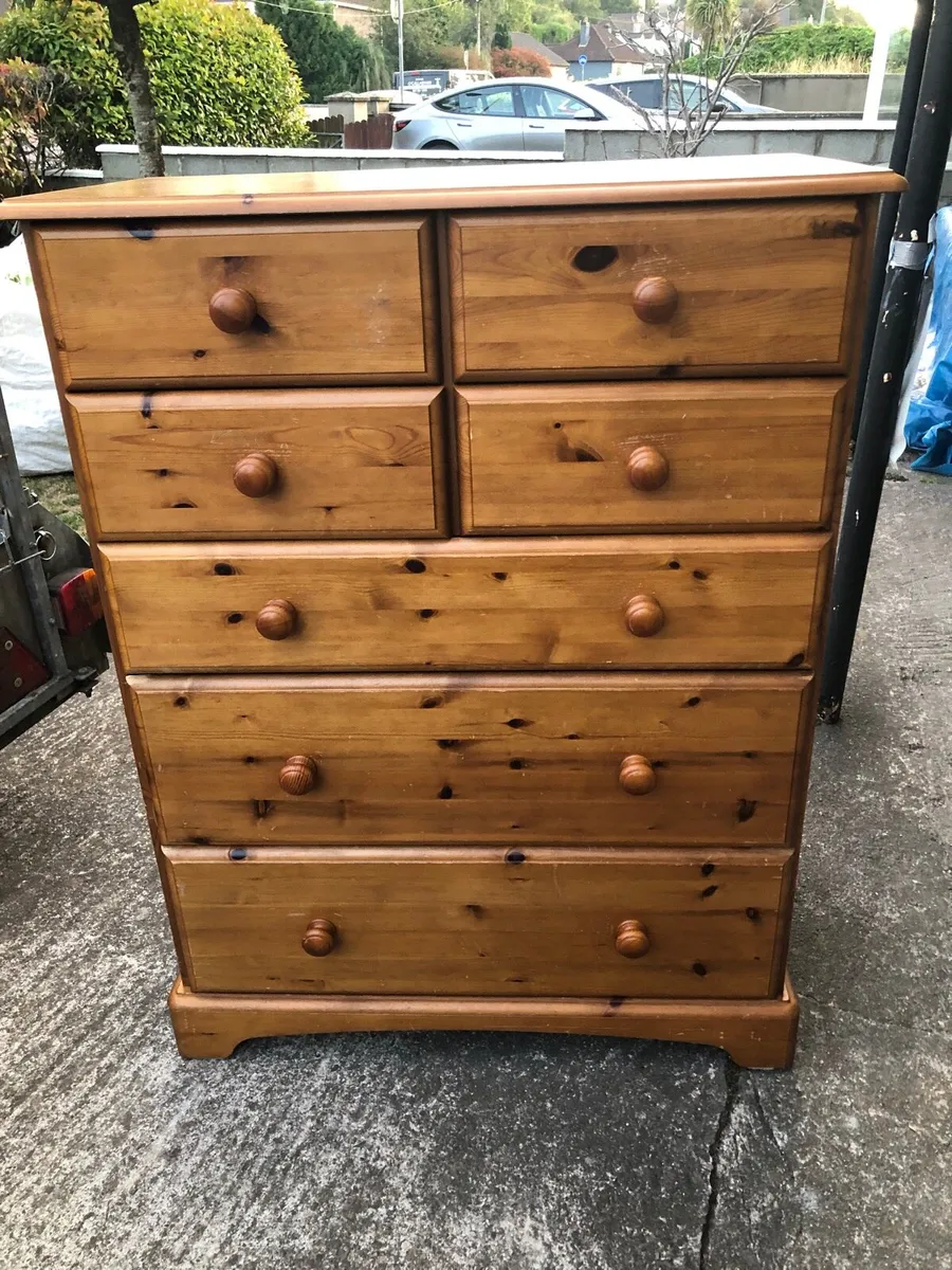 Chest of drawers - Image 1