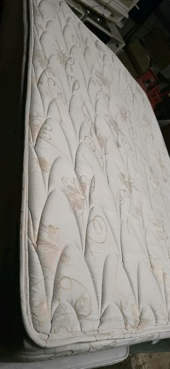 double beds and mattresses. possible delivery - Image 3