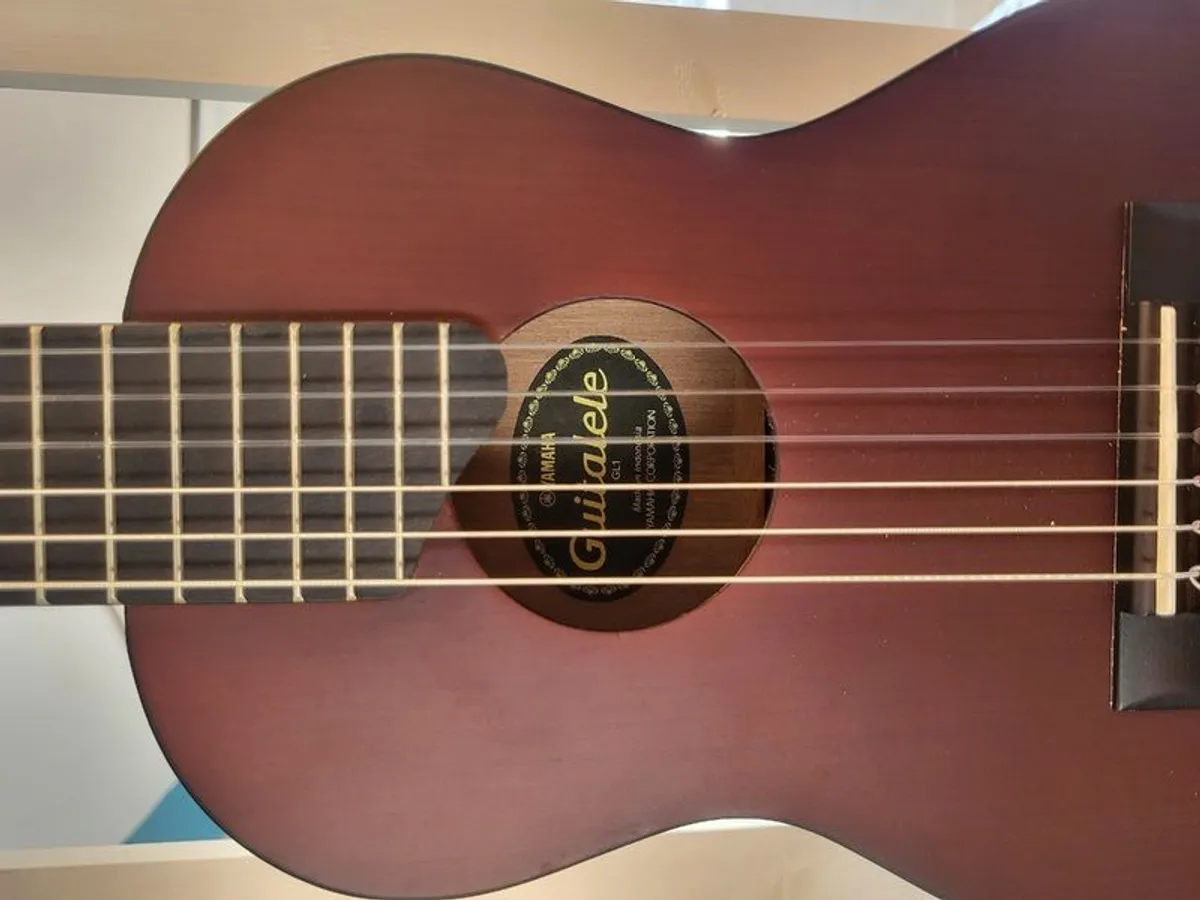 Guitar / Ukulele - Image 3