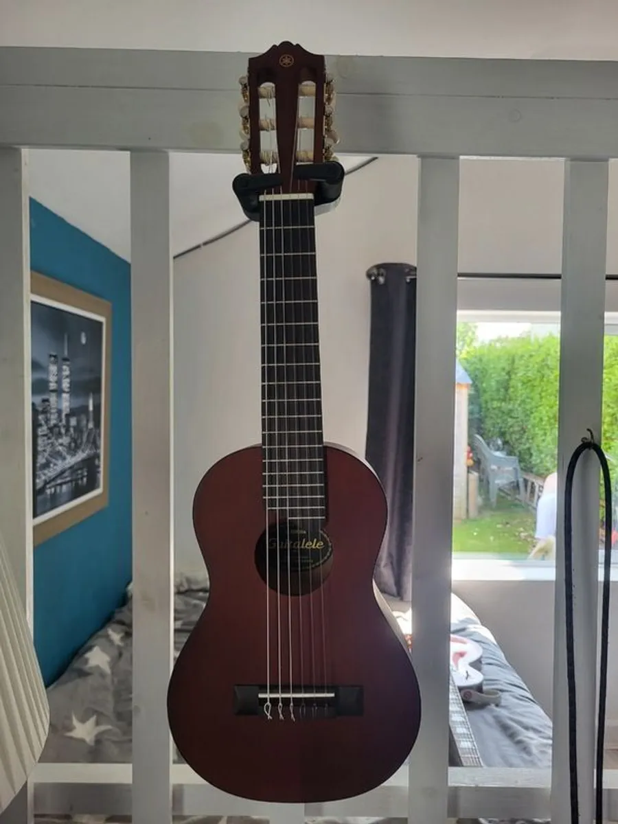 Guitar / Ukulele - Image 4