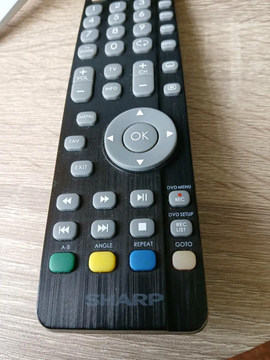 Sharp 32 inch hdmi Saorview tv. - Image 4