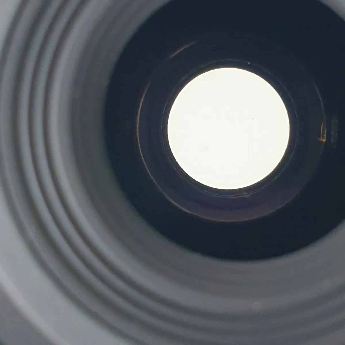 Canon lens EF-S 18-55 mm IS with image stabilizer - Image 3