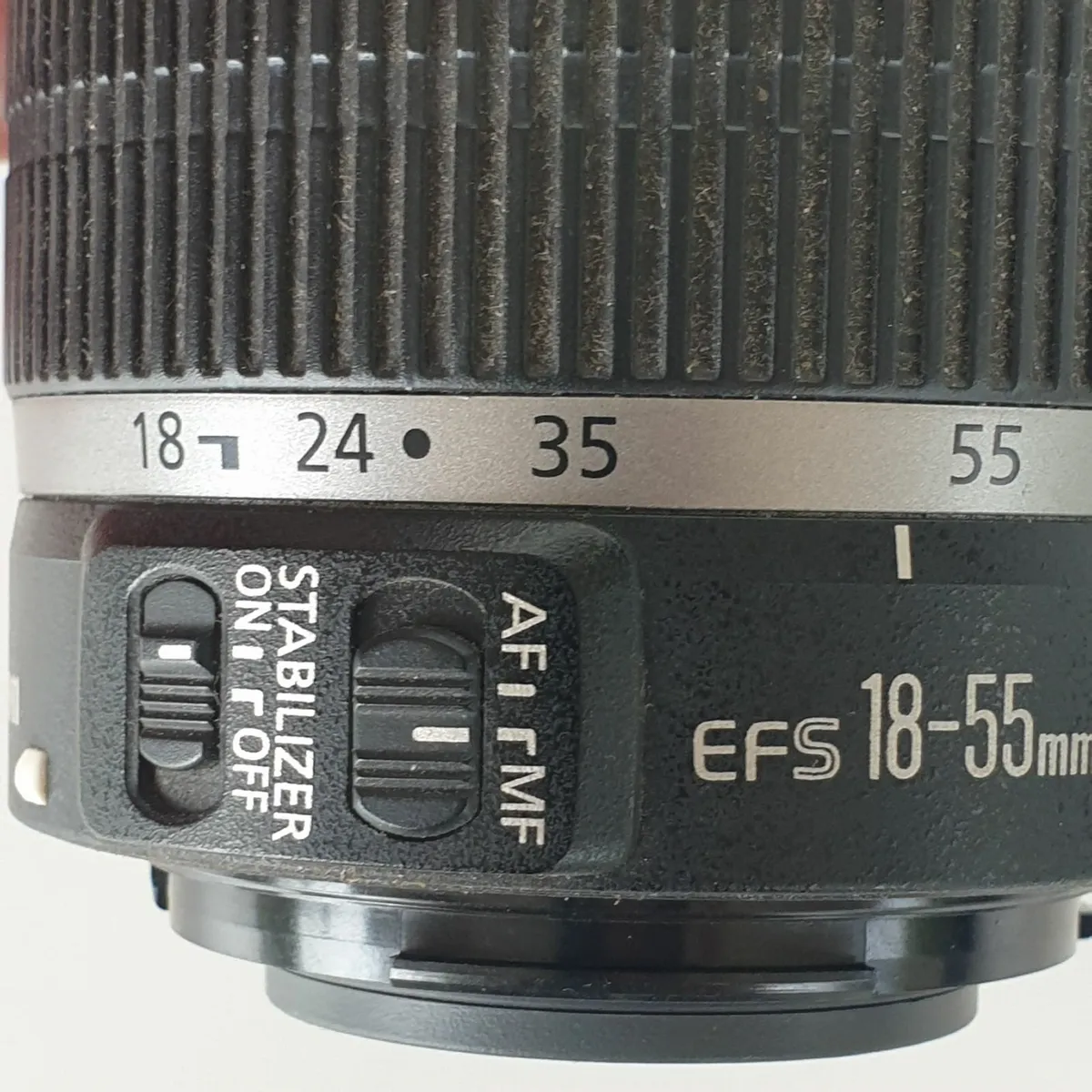 Canon lens EF-S 18-55 mm IS with image stabilizer - Image 4