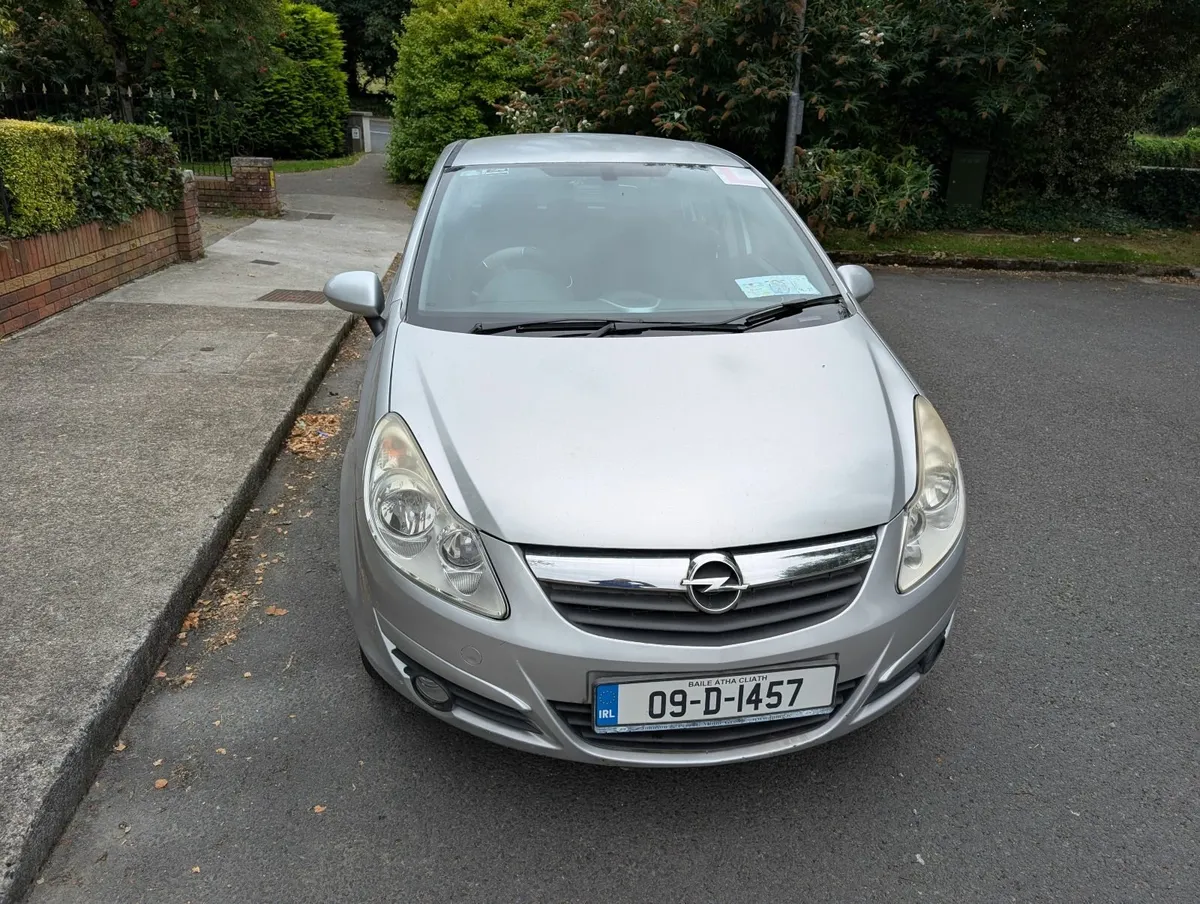 Opel Corsa 2009 - Image 1