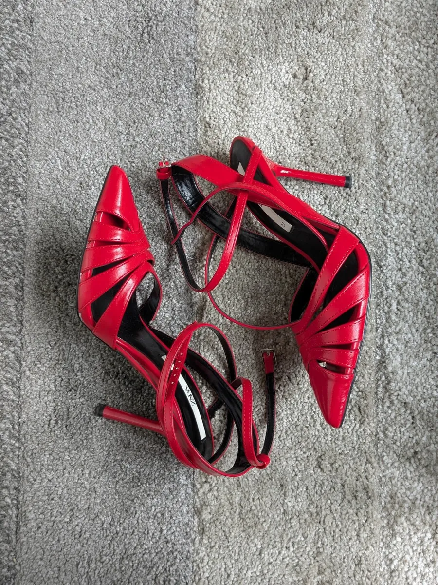 Zara Red Stilletos - Image 3