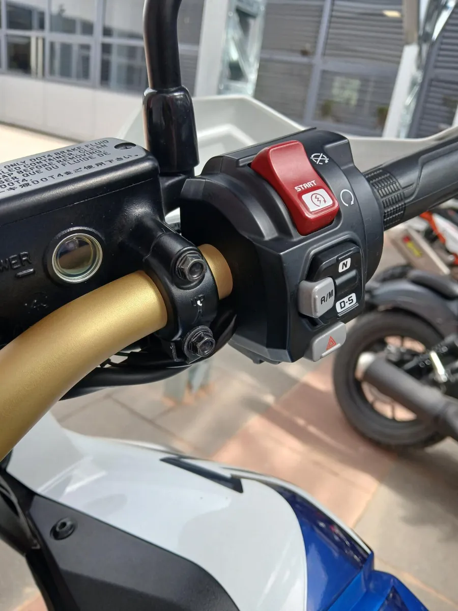 HONDA CRF1000D2 Adventure Sport - Image 3