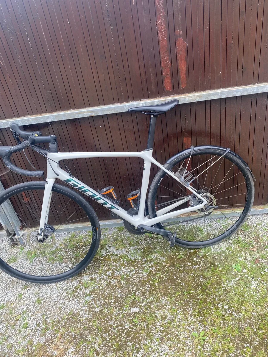 Giant TCR Advanced 1 Road Bike - Image 2