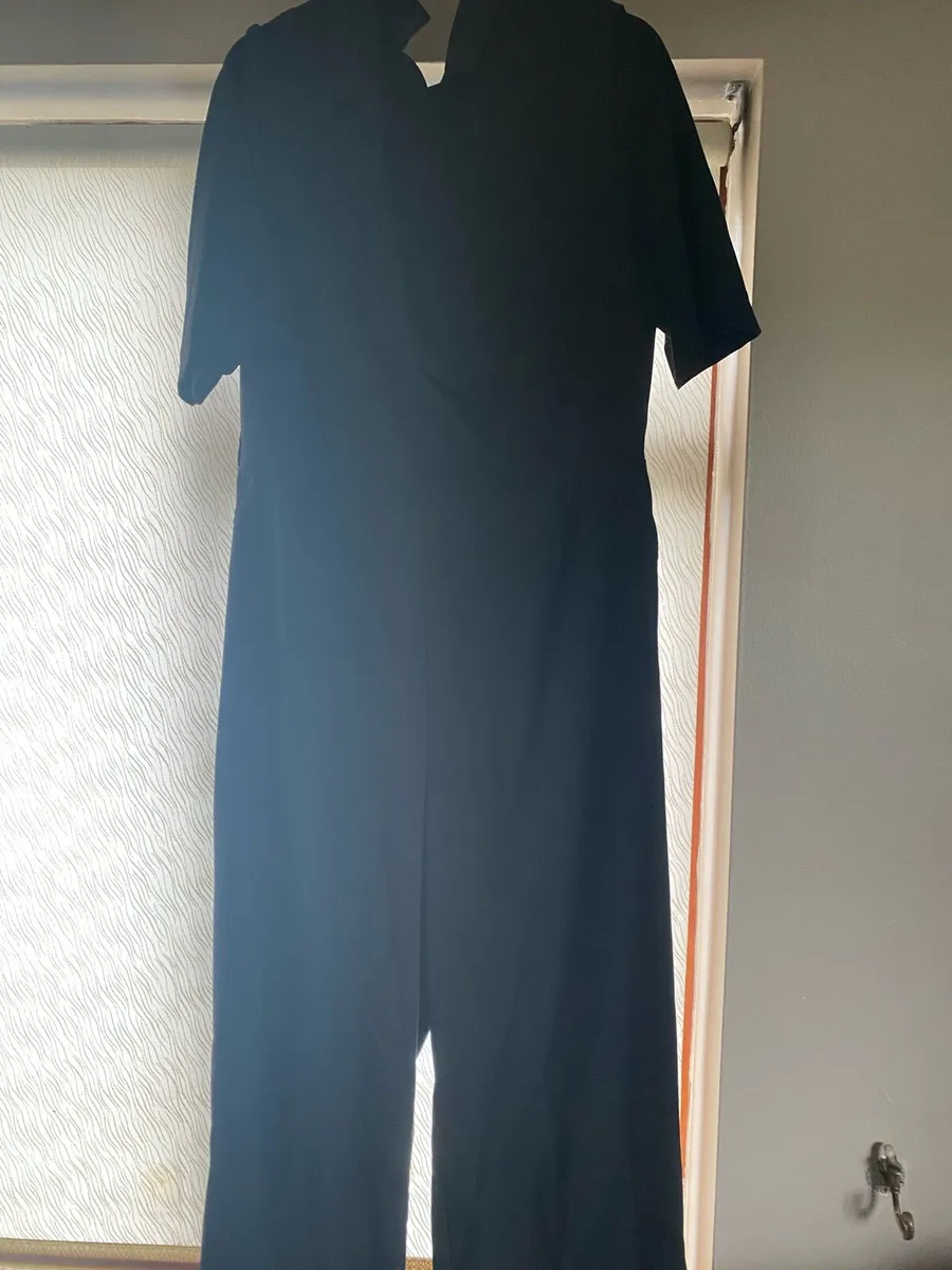 Selection of dresses - Image 2