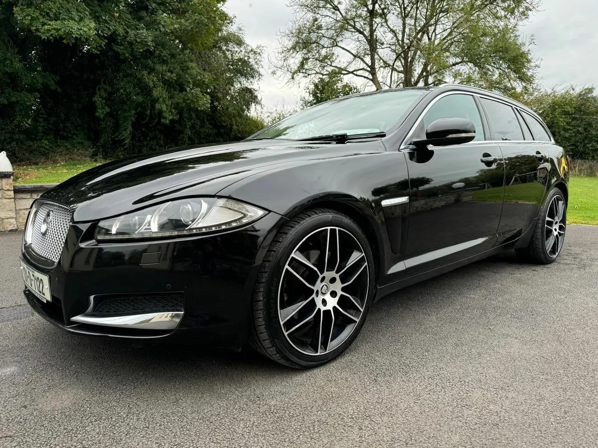 Jaguar XF 2013 - Image 1