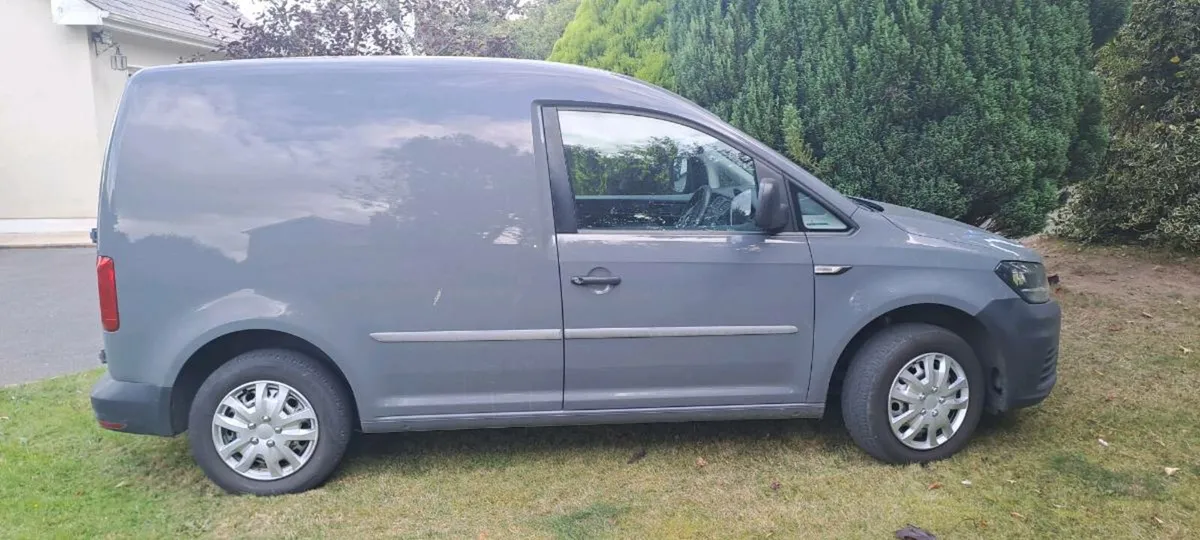 Van - Image 4