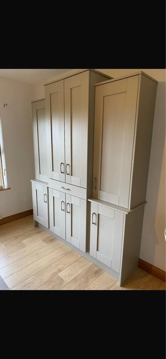 Office - Image 1