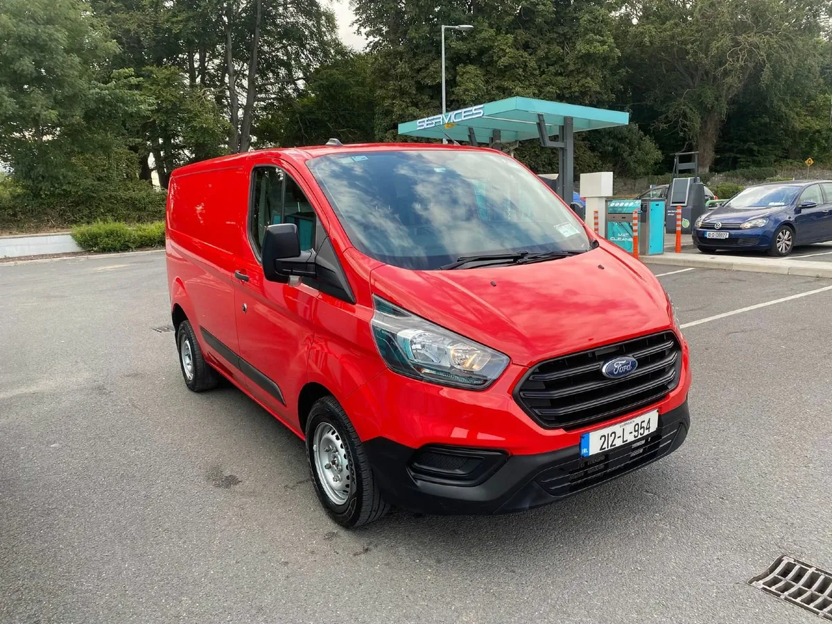 Ford Transit 2021 - Image 1