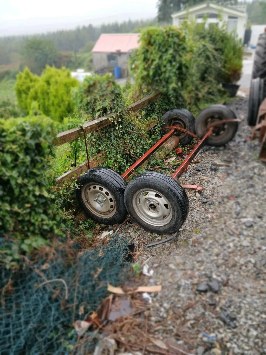 Trailer axels - Image 1