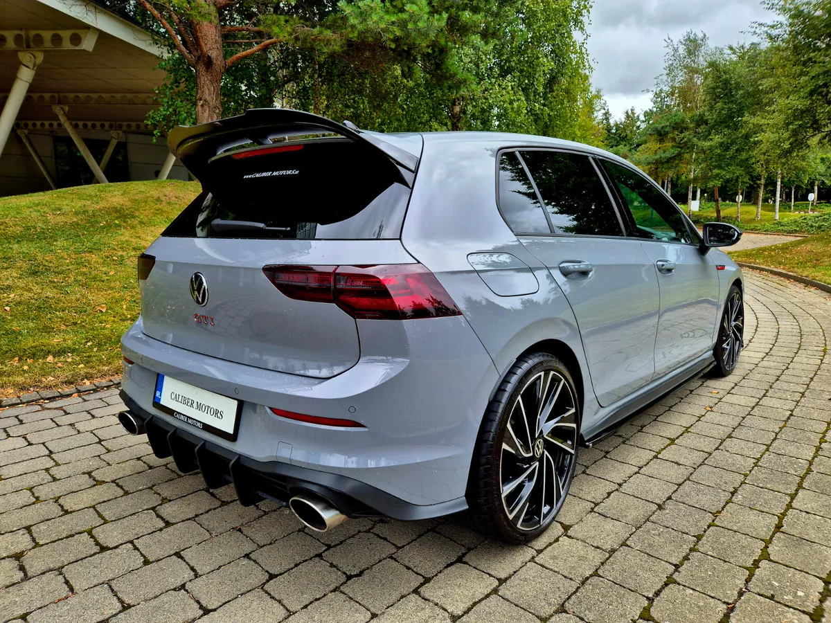 VW GOLF 2.0TSI CLUBSPORT GTI 300BHP MK8 - Image 4