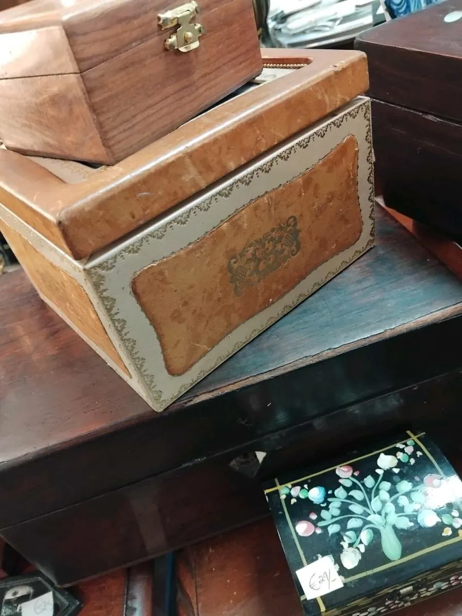 Antiques - Image 3