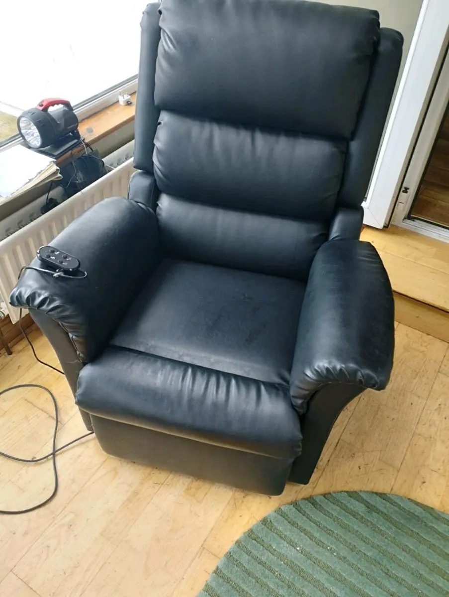 Reclining armchair - Image 2