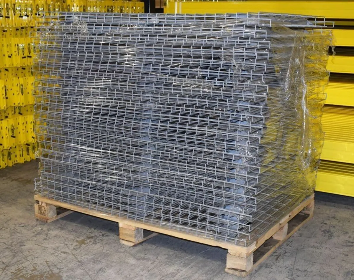 Wire Mesh Decking Pallet Racking / Shelving - Image 2