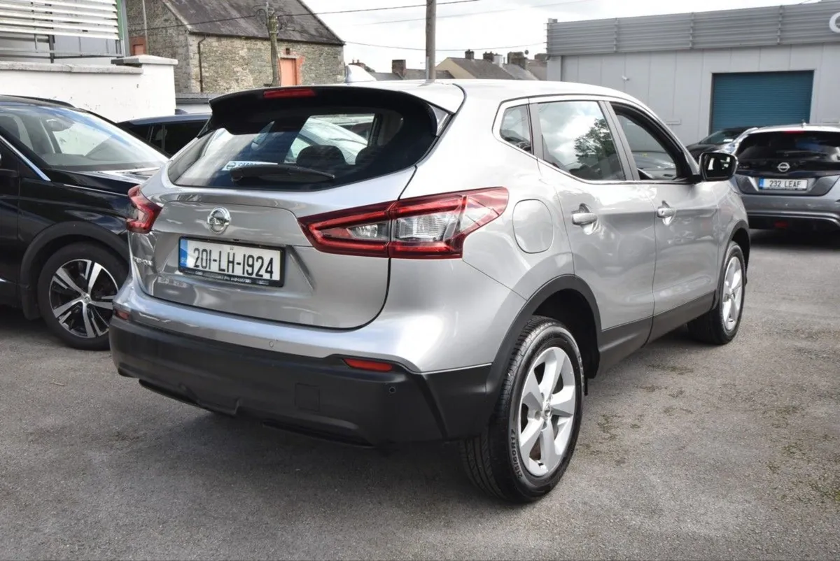 Nissan QASHQAI 1.5 DSL - Image 2